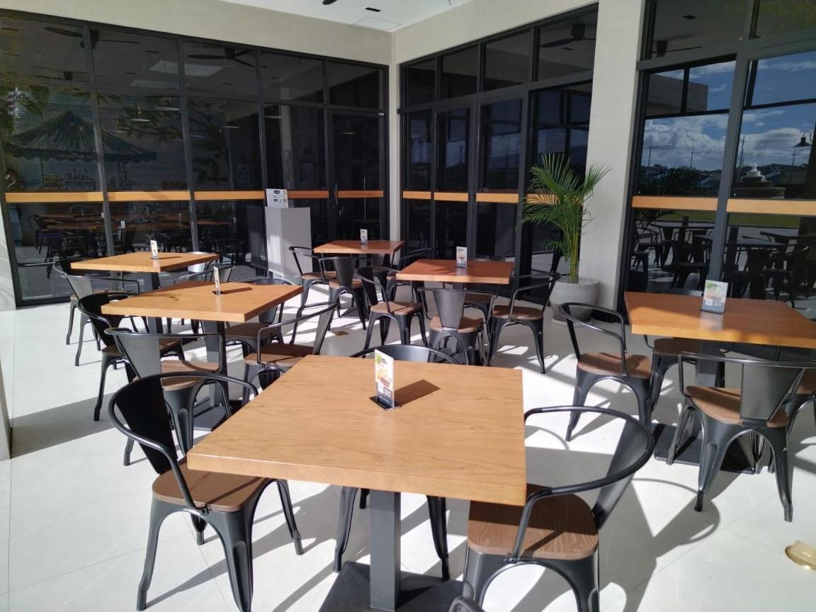 Guiguinto Acro Residences מראה חיצוני תמונה